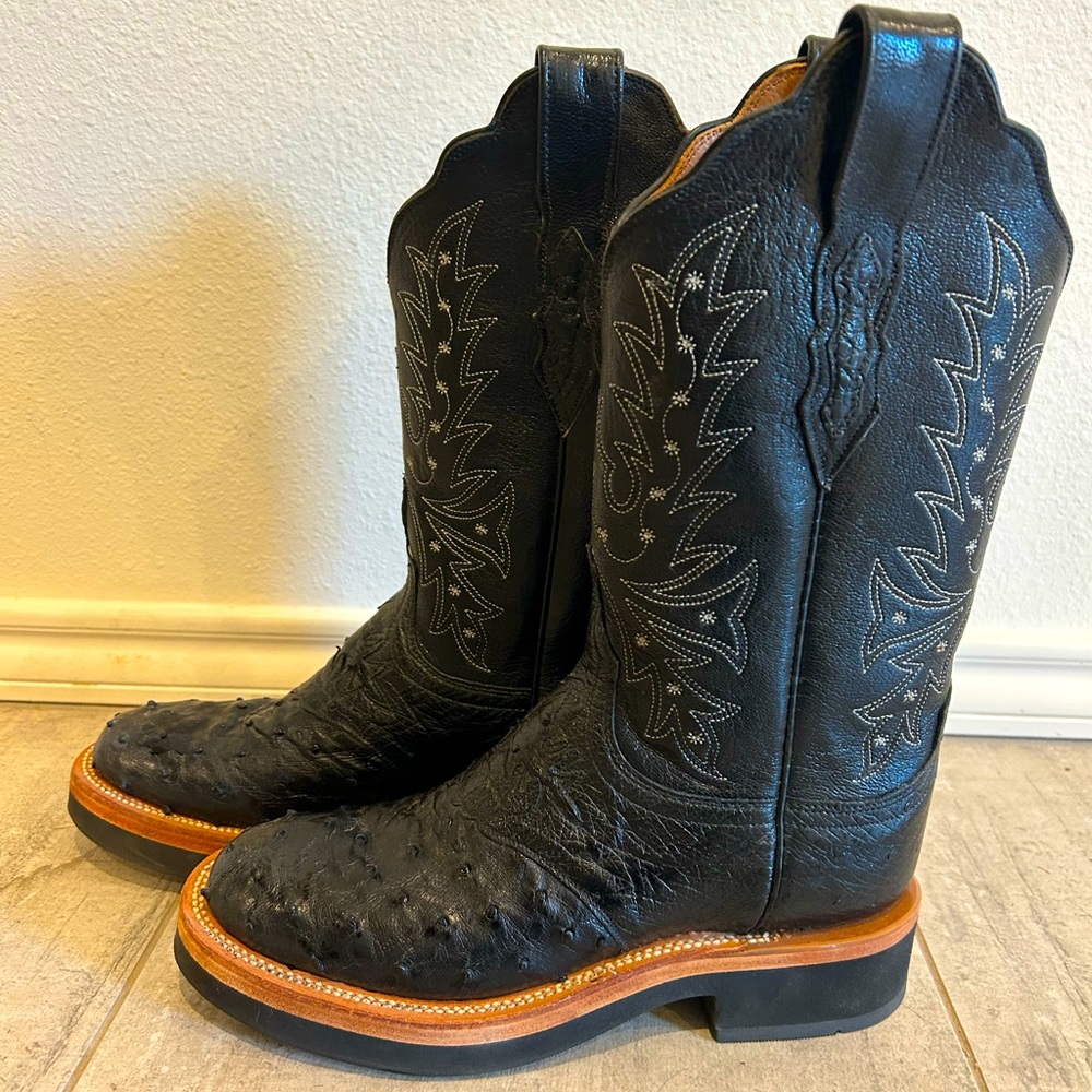 NEVER WORN